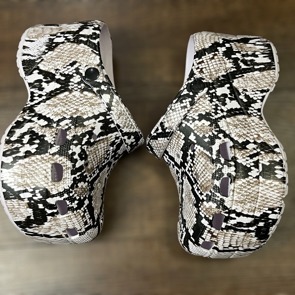 PLATFORM CLOGS • Animal Print • Size 10 • Women - Picture 4 of 12